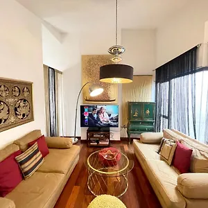 Atico En Plaza De La Constitucion 3 Bedrooms Apartment