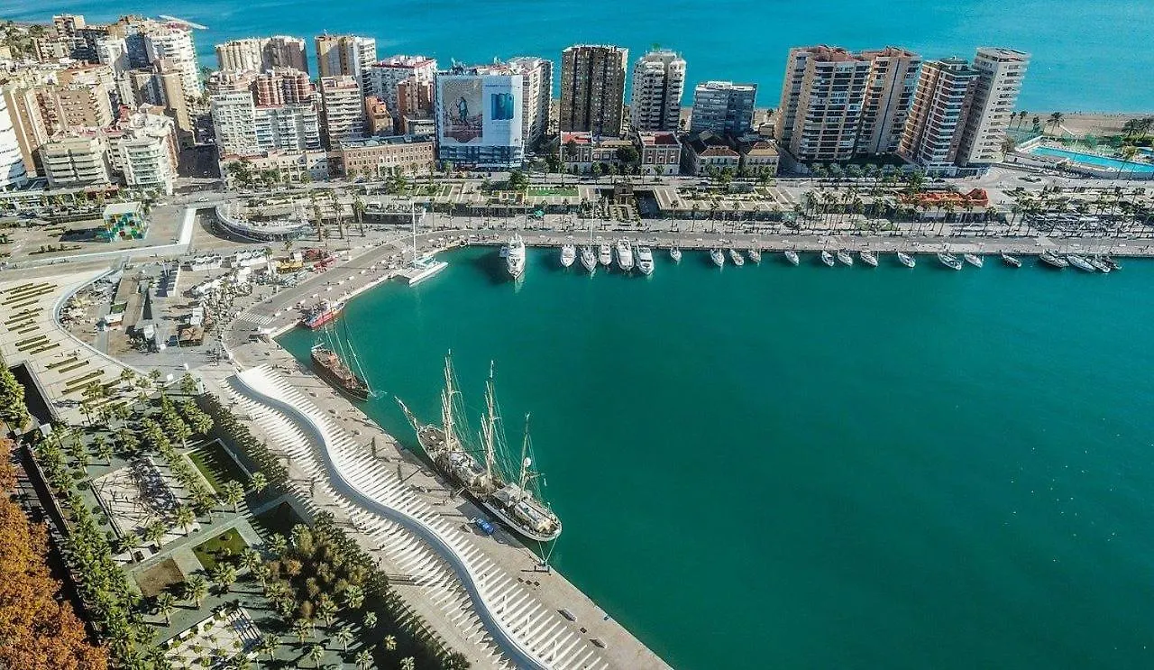 Piso En Alto De Barcenillas Malaga 0*,